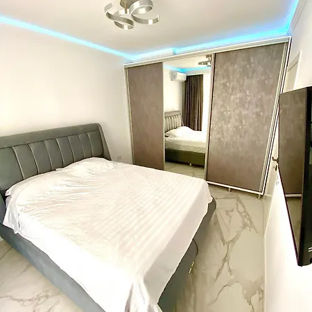 Marcony Boutique * Mamaia
